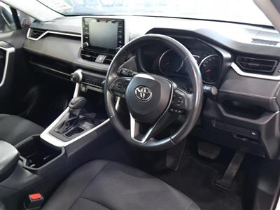 2022 Toyota RAV4 - Thumbnail