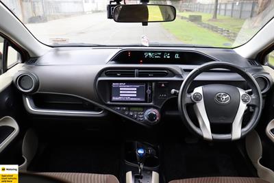 2014 Toyota Aqua - Thumbnail