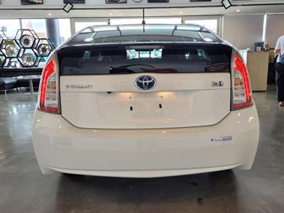 2012 Toyota Prius - Thumbnail
