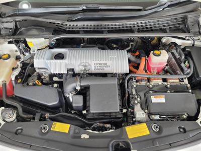 2012 Toyota Prius - Thumbnail