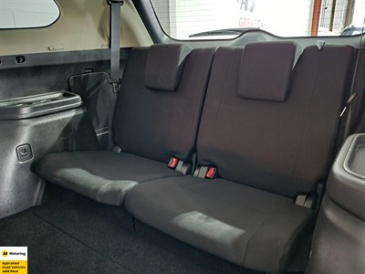 2020 Mitsubishi Outlander - Thumbnail