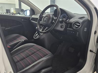2014 Mazda Demio - Thumbnail
