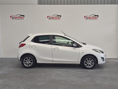 2014 Mazda Demio - Thumbnail