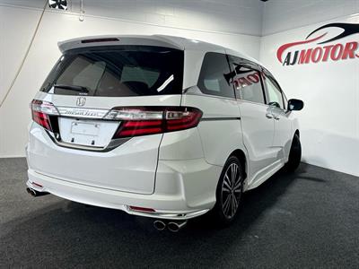2014 Honda Odyssey - Thumbnail