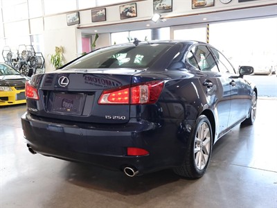 2013 Lexus IS 250 - Thumbnail