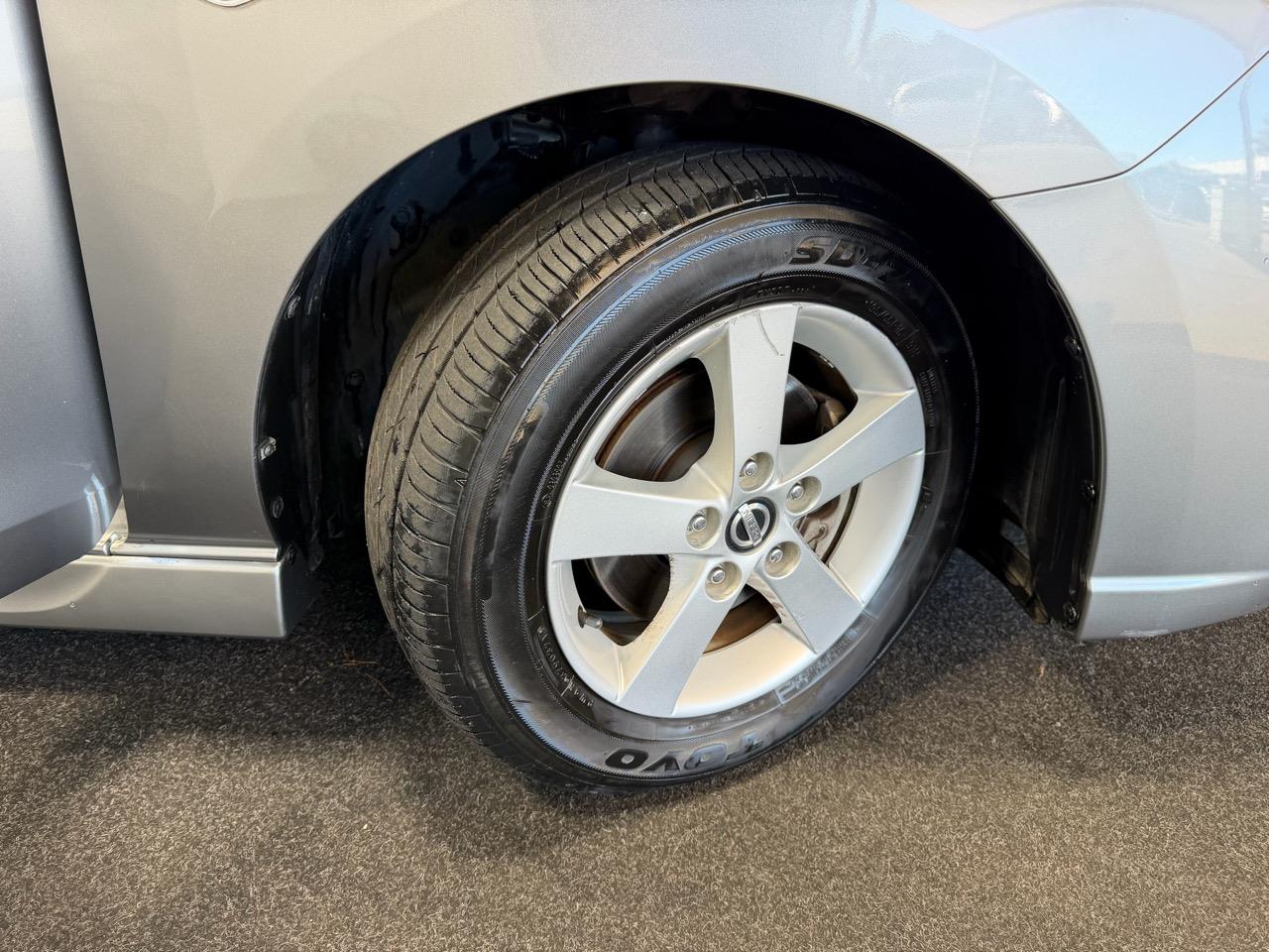 2015 Nissan Lafesta
