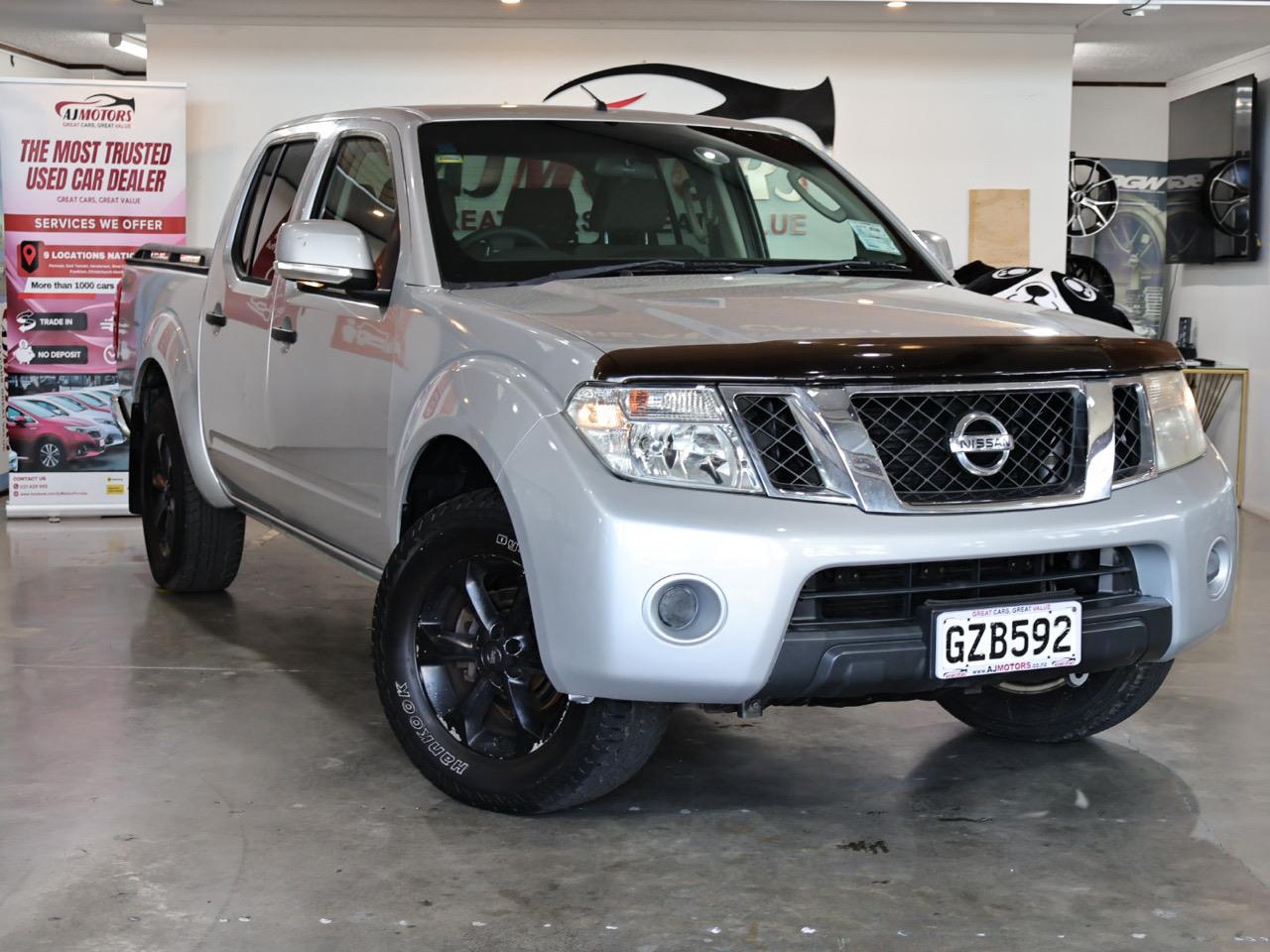 2013 Nissan NAVARA