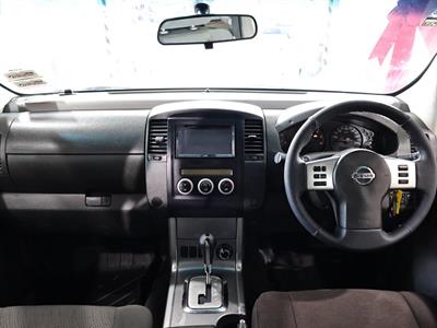 2013 Nissan NAVARA - Thumbnail