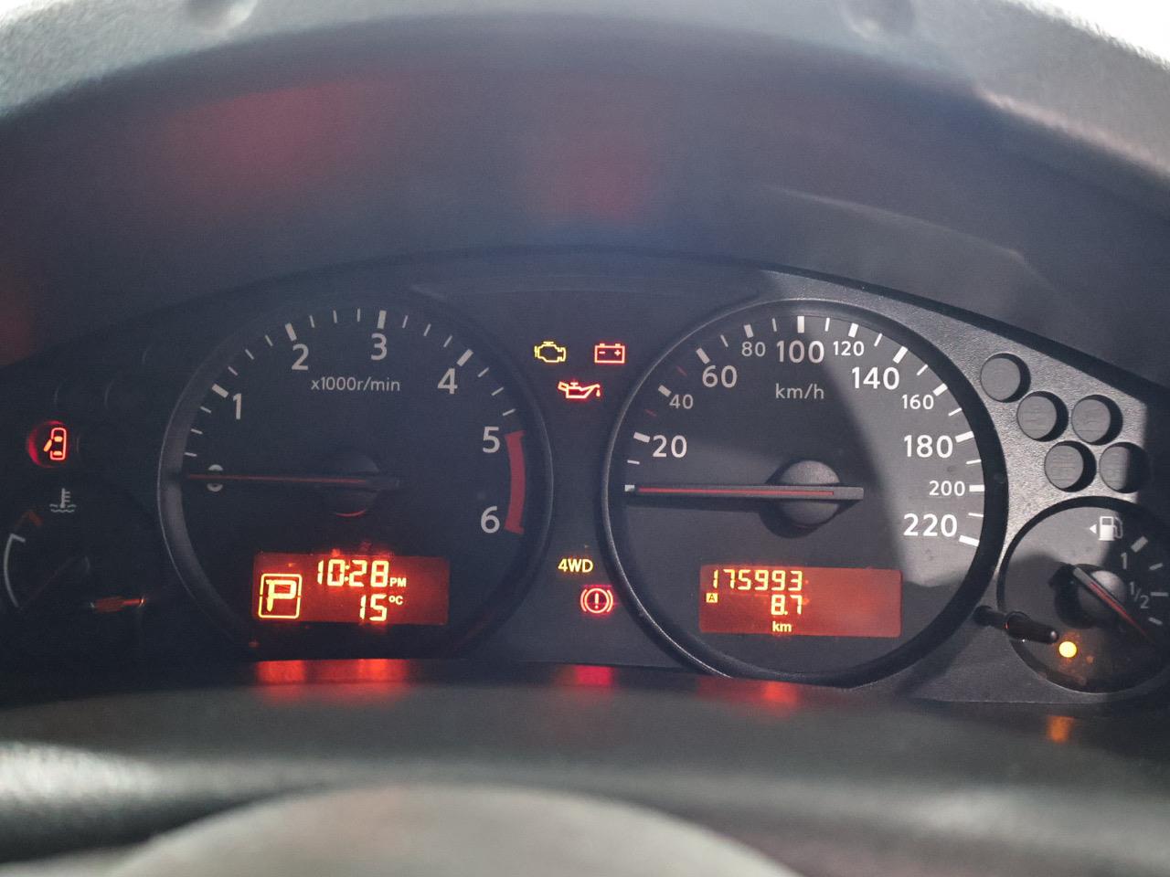 2013 Nissan NAVARA