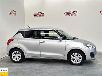 2023 Suzuki Swift - Thumbnail