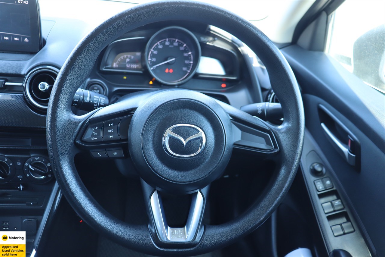 2016 Mazda Demio