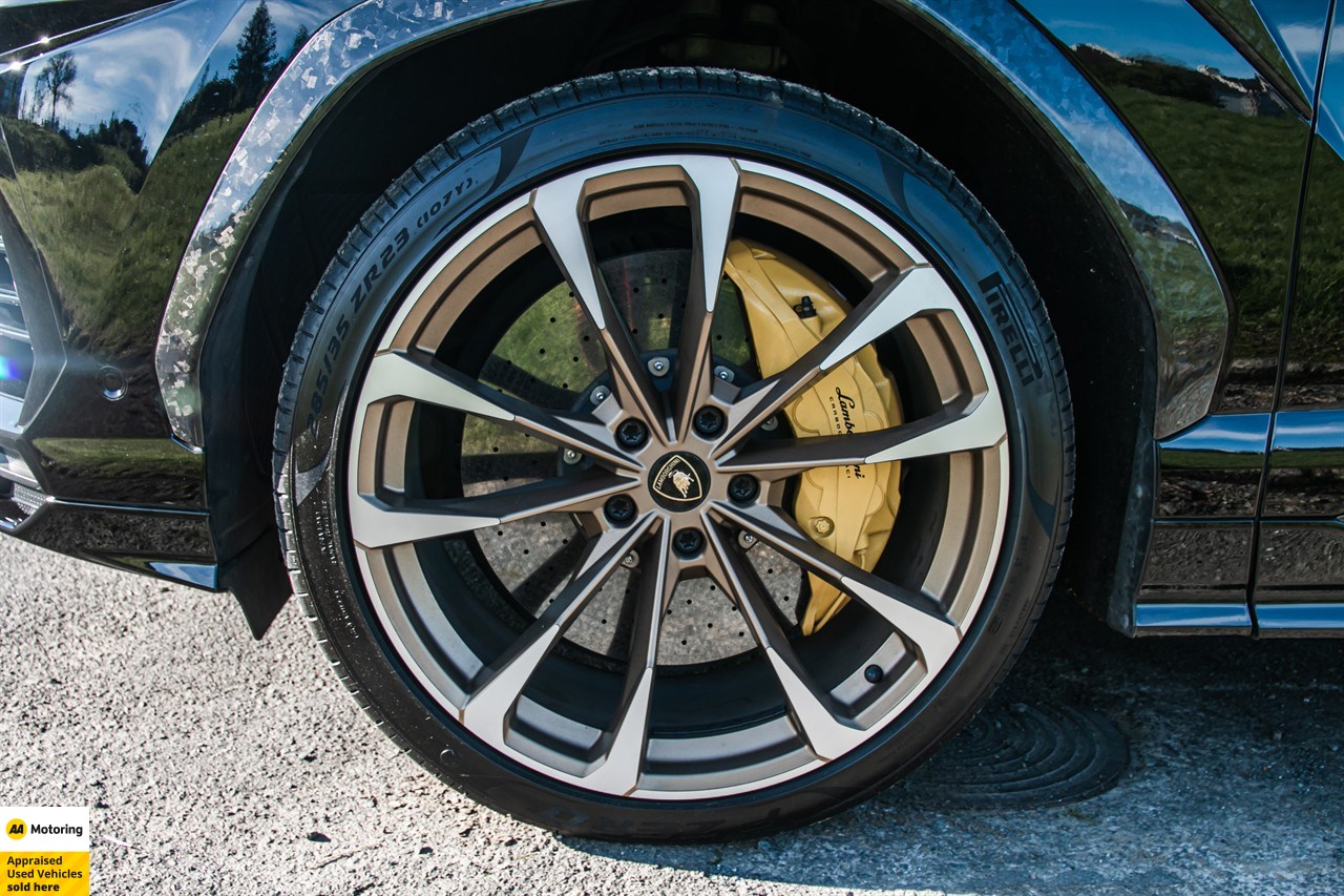 2021 Lamborghini Urus