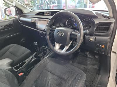 2016 Toyota Hilux - Thumbnail