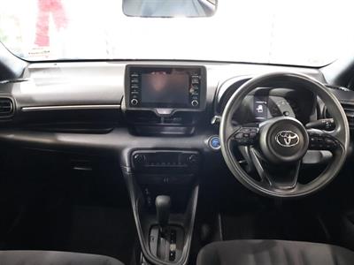 2022 Toyota Yaris - Thumbnail