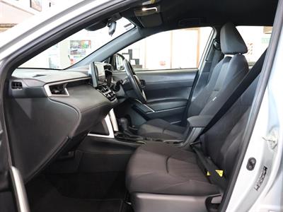 2023 Toyota COROLLA CROSS - Thumbnail