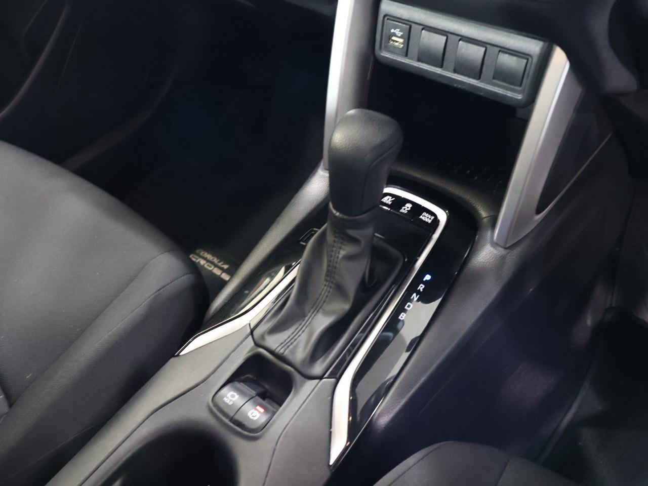 2023 Toyota COROLLA CROSS