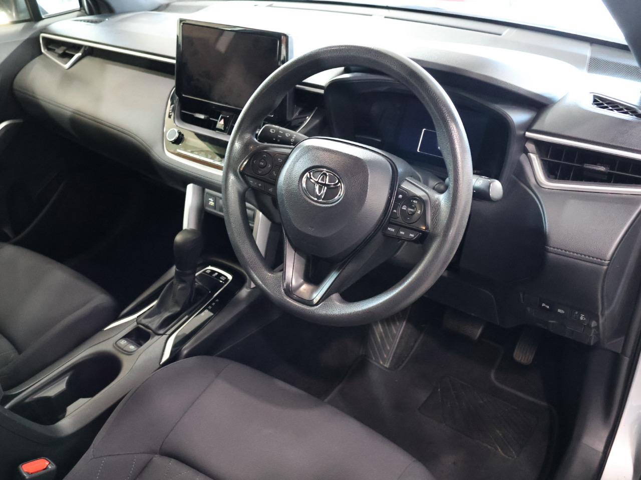 2023 Toyota COROLLA CROSS