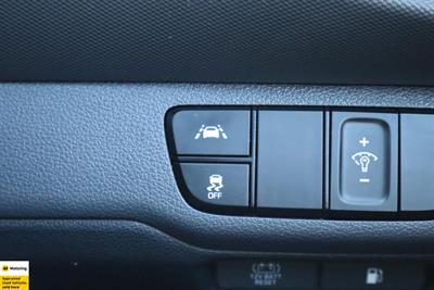 2022 Hyundai IONIQ - Thumbnail