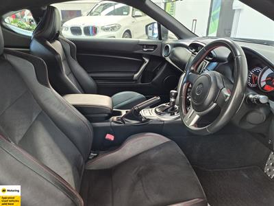 2012 Toyota 86 - Thumbnail