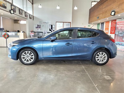 2017 Mazda 3 - Thumbnail