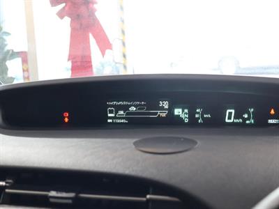 2014 Toyota Prius - Thumbnail