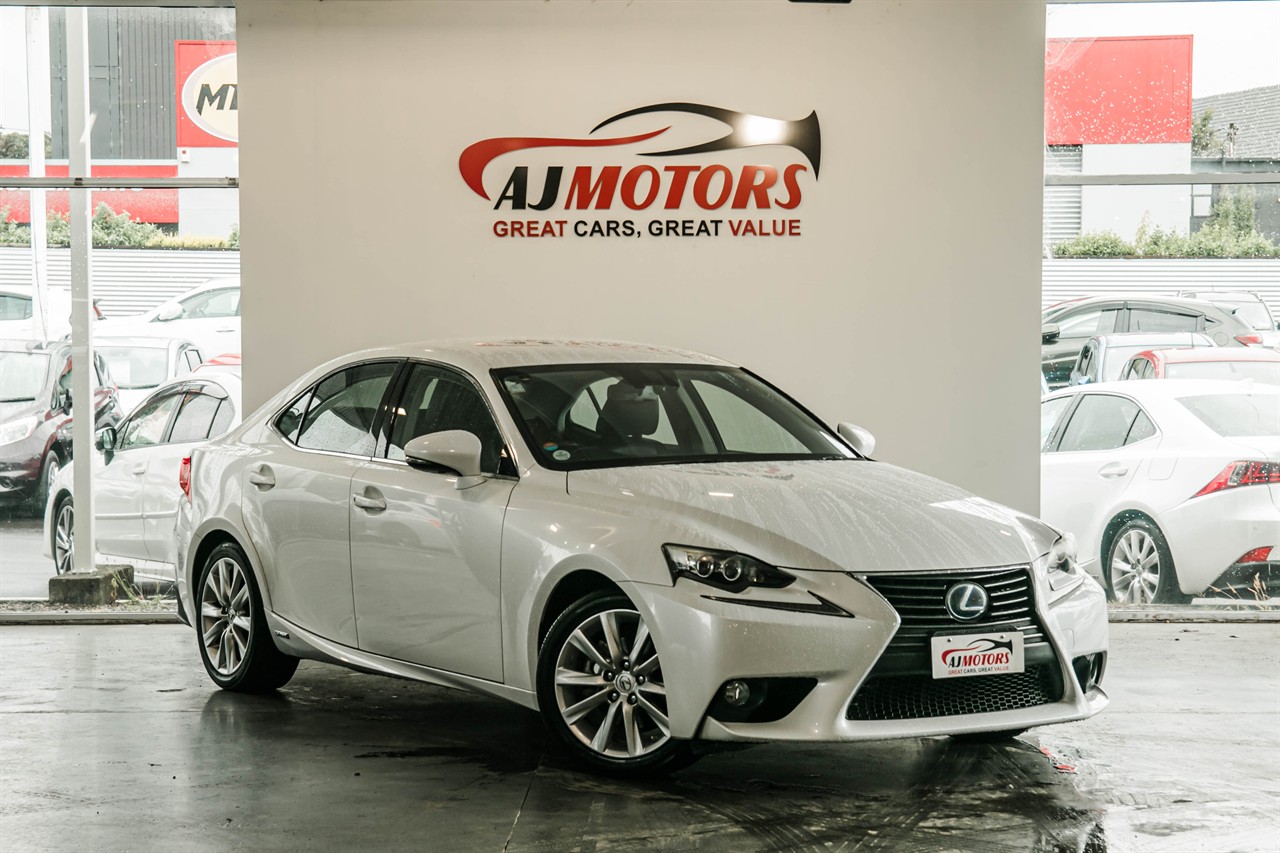 2013 Lexus IS 4D