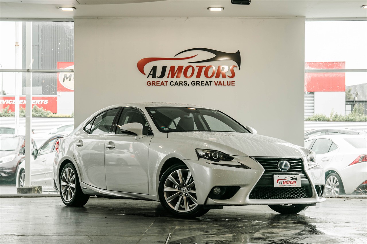2013 Lexus IS 4D