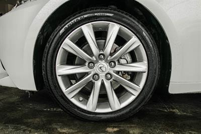 2013 Lexus IS 4D - Thumbnail