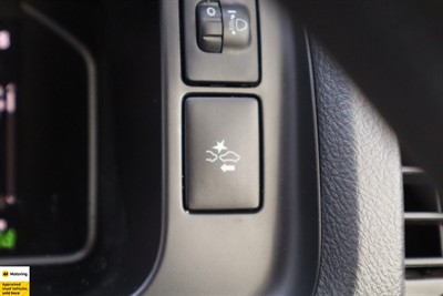 2023 Toyota Hiace - Thumbnail