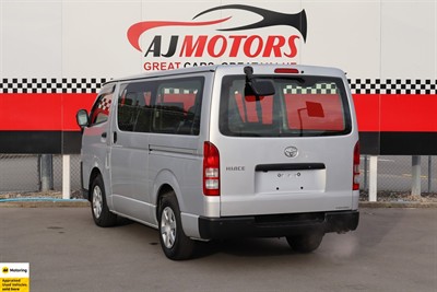 2023 Toyota Hiace - Thumbnail