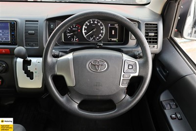 2023 Toyota Hiace - Thumbnail