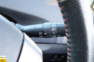 2012 Toyota Prius - Thumbnail