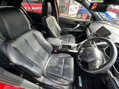 2022 Mitsubishi Eclipse Cross - Thumbnail