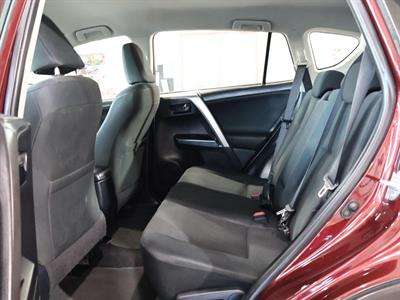 2016 Toyota RAV4 - Thumbnail