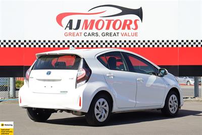 2019 Toyota Aqua - Thumbnail