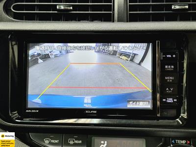 2015 Toyota Aqua - Thumbnail