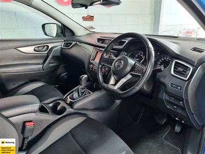 2021 Nissan Qashqai - Thumbnail