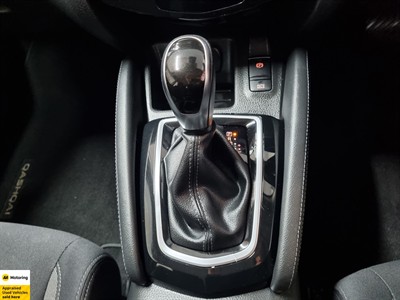 2021 Nissan Qashqai - Thumbnail