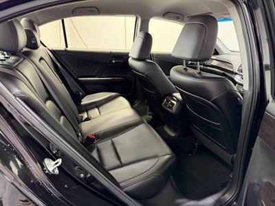 2015 Honda ACCORD HYBRID - Thumbnail