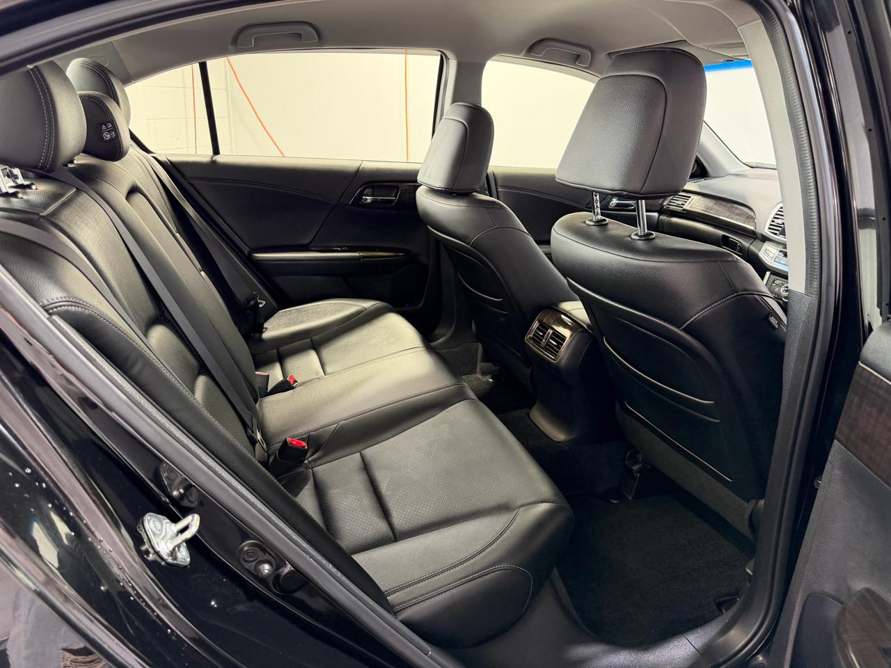 2015 Honda ACCORD HYBRID