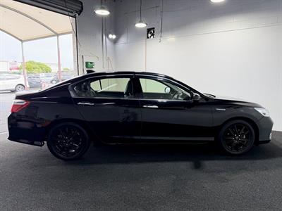 2015 Honda ACCORD HYBRID - Thumbnail