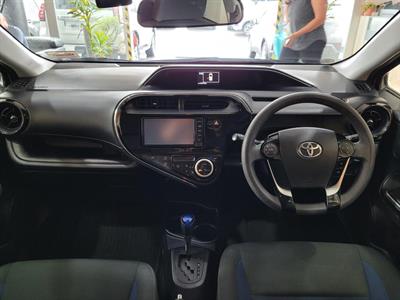 2018 Toyota Aqua - Thumbnail