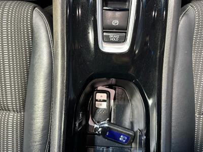 2016 Honda Vezel - Thumbnail