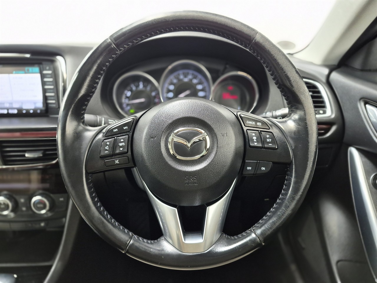 2013 Mazda Atenza
