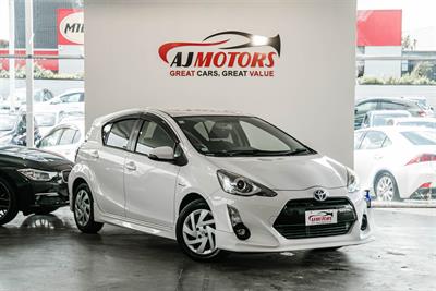 2015 Toyota Aqua - Thumbnail