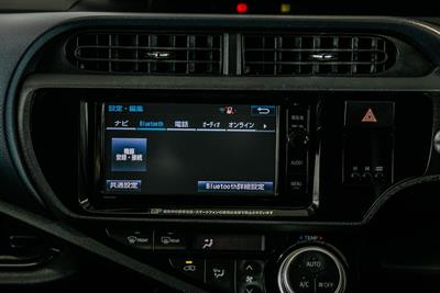 2015 Toyota Aqua - Thumbnail