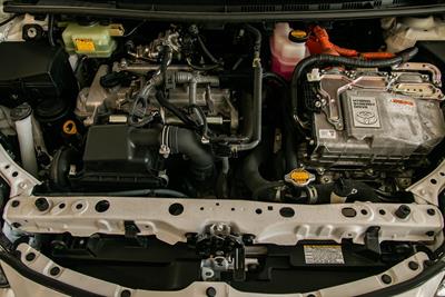 2015 Toyota Aqua - Thumbnail