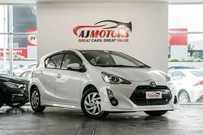 2015 Toyota Aqua - Thumbnail