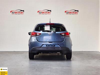 2015 Mazda Demio - Thumbnail