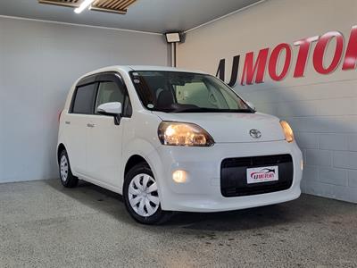 2012 Toyota Porte - Thumbnail